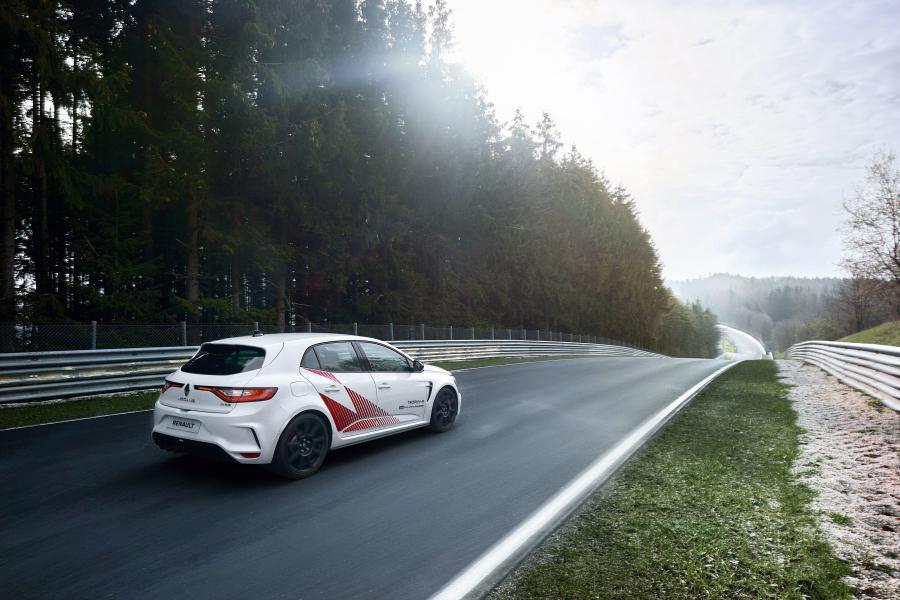  Renault Megane R.S. Trophy-R 2019 года  (WW) (фото 14 из 49)